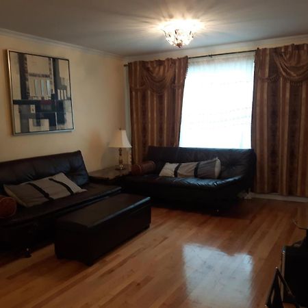 Three Bedroom Holiday Apartment Longueuil Zewnętrze zdjęcie