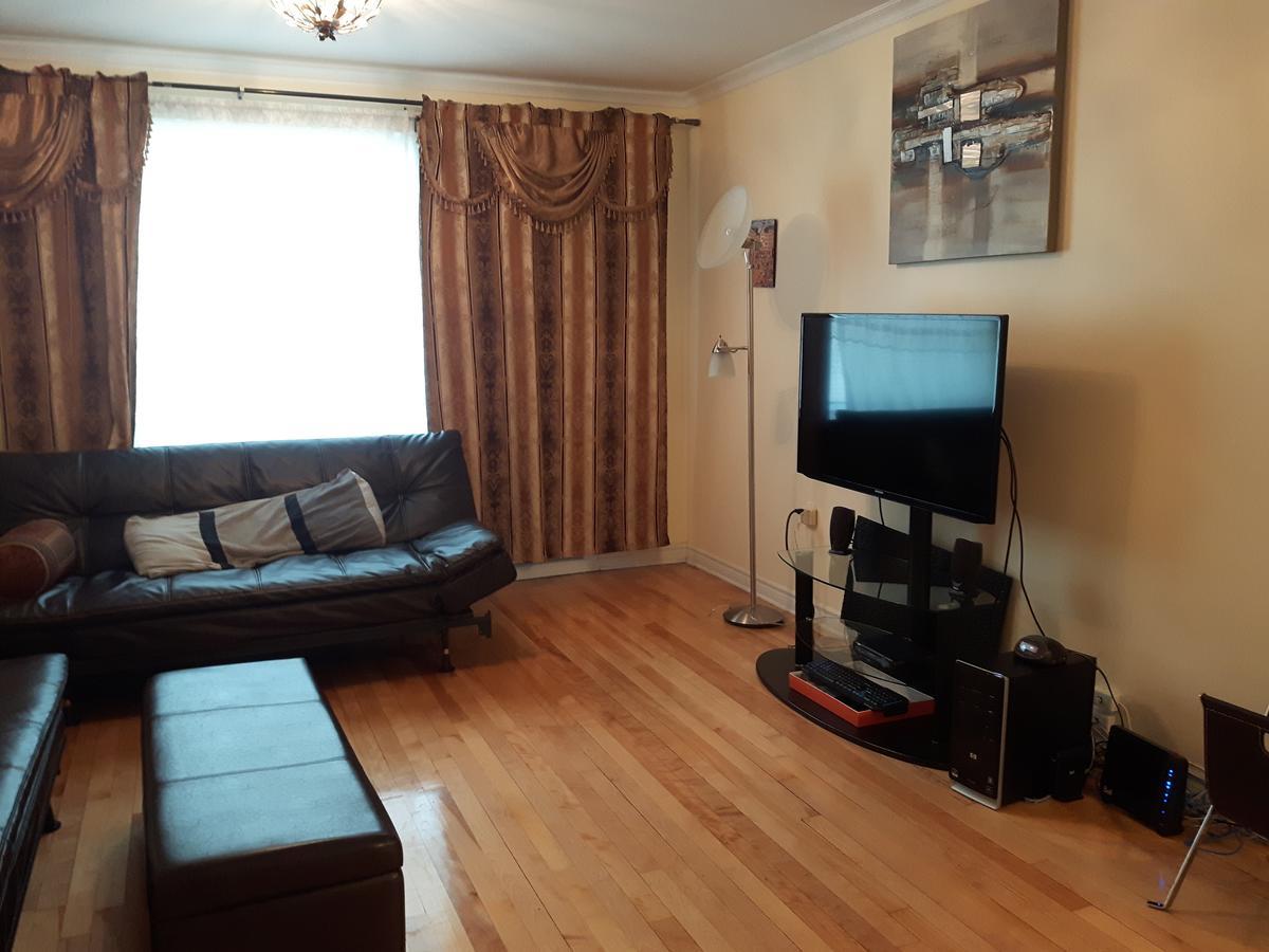 Three Bedroom Holiday Apartment Longueuil Zewnętrze zdjęcie