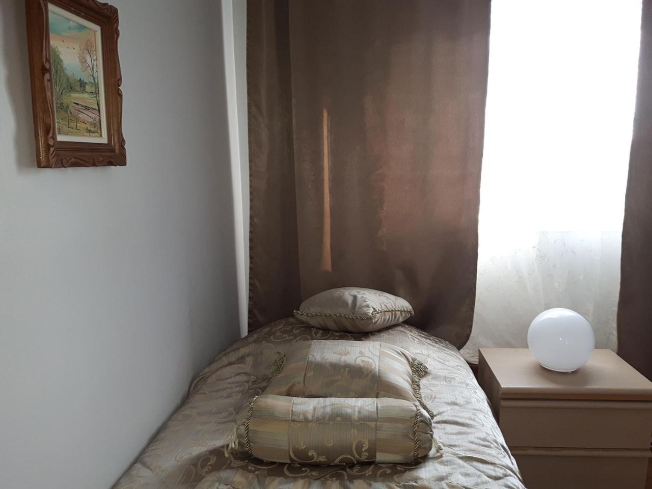 Three Bedroom Holiday Apartment Longueuil Zewnętrze zdjęcie